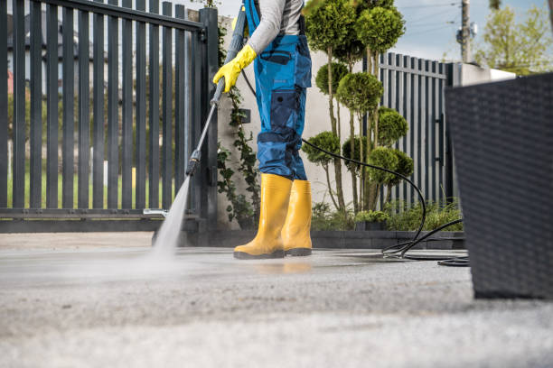 Why Choose Our Certified Pressure Washing Experts for Your Project Needs in White Castle, LA?